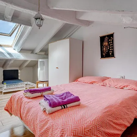Preciosa Buhardilla En Hondarribia, Centro, 2 Hb Minneapolis