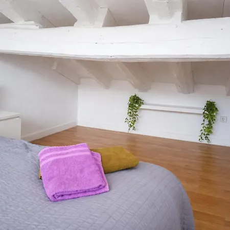 Preciosa Buhardilla En Hondarribia, Centro, 2 Hb アパート