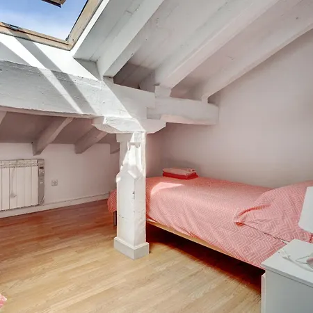 Preciosa Buhardilla En Hondarribia, Centro, 2 Hb * 宏达瑞比亚