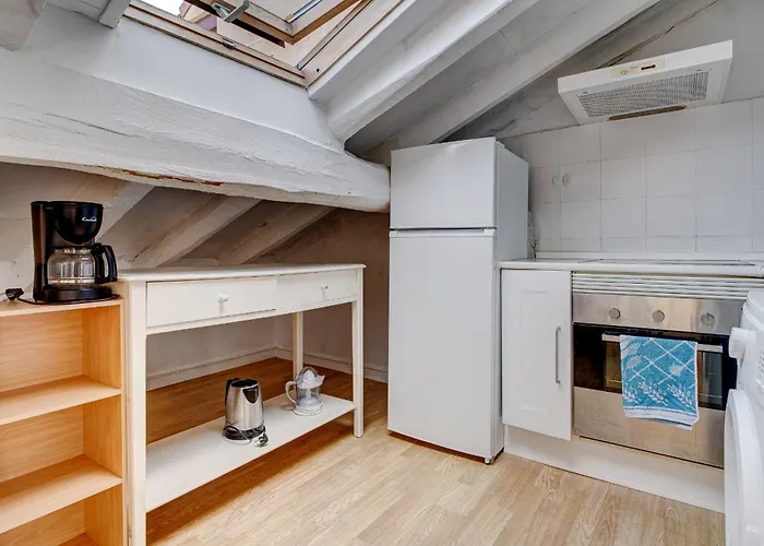 Preciosa Buhardilla En Hondarribia, Centro, 2 Hb * 宏达瑞比亚