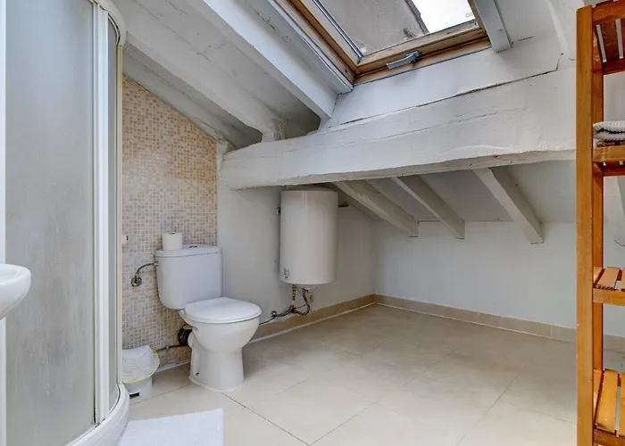 Preciosa Buhardilla En Hondarribia, Centro, 2 Hb * 宏达瑞比亚